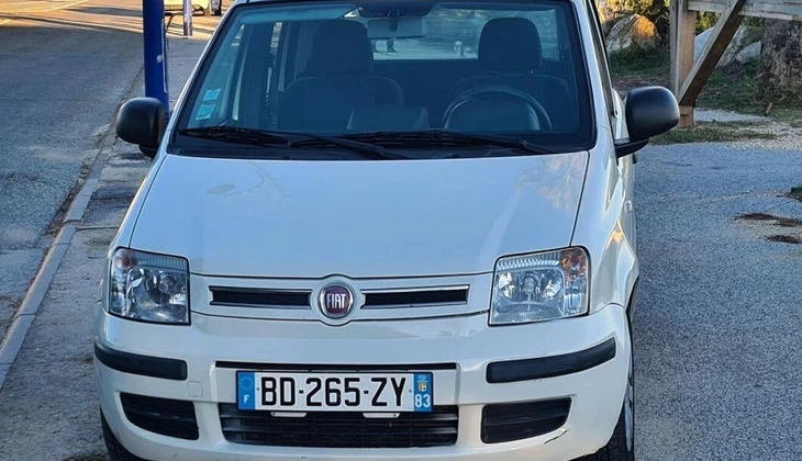 location-FIAT-Hyères-roadstr