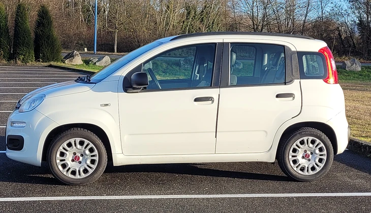 location-FIAT-Village-Neuf-roadstr