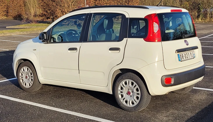 location-FIAT-Village-Neuf-roadstr