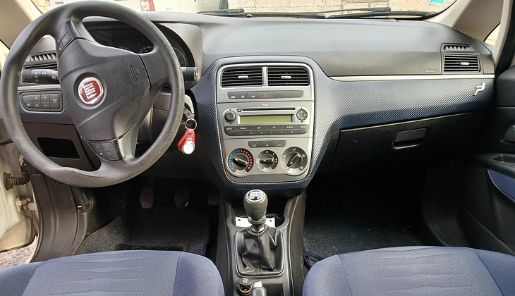 location-FIAT-Tourbes-roadstr
