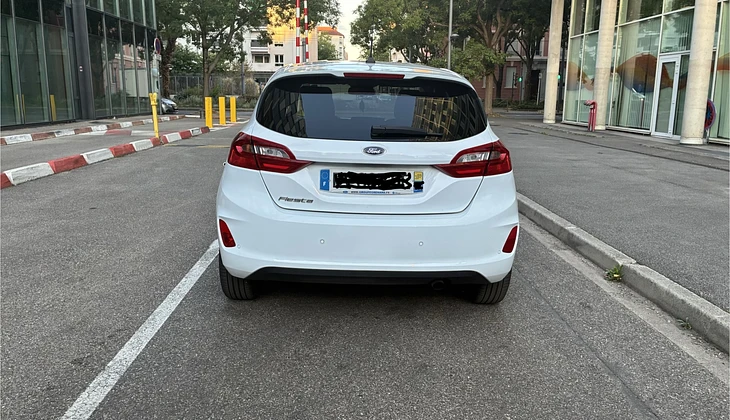 location-FORD-Lyon-roadstr