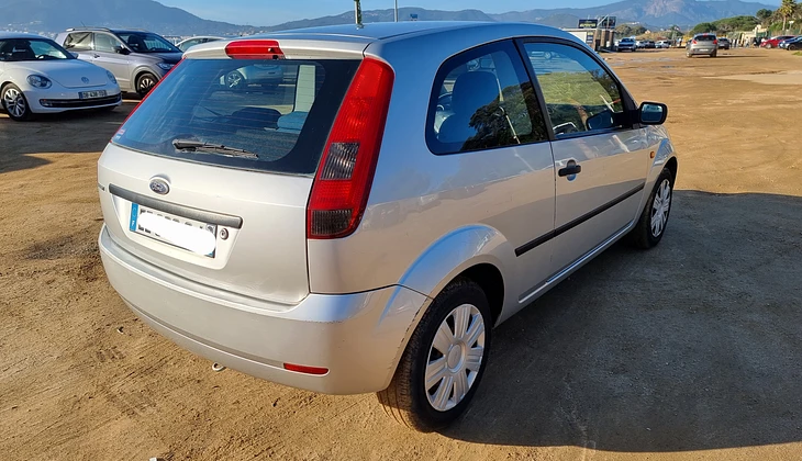 location-FORD-Ajaccio-roadstr