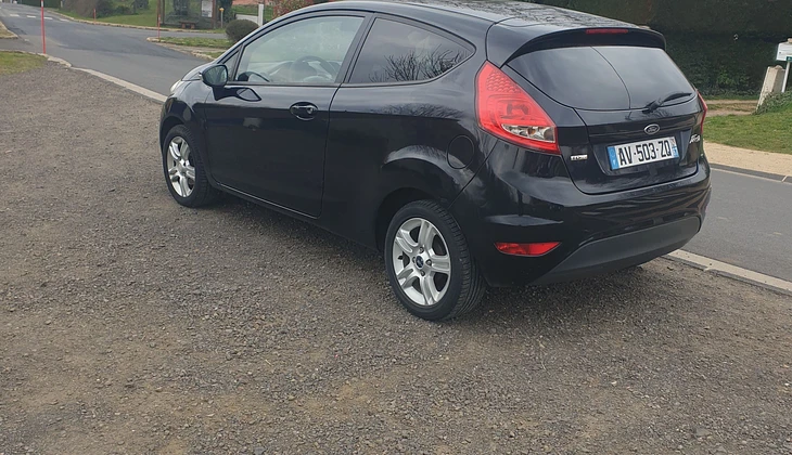 location-FORD-Clermont-Ferrand-roadstr