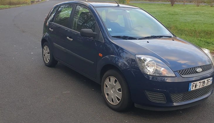 location-FORD-Clermont-Ferrand-roadstr