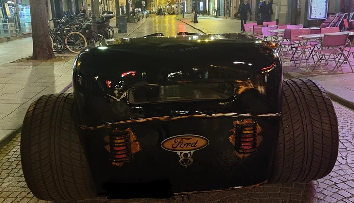 location-FORD-Paris-roadstr