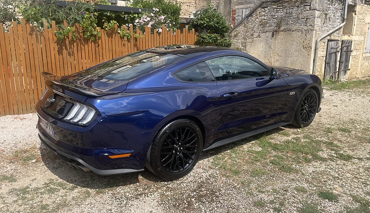location-FORD-Beaune-roadstr