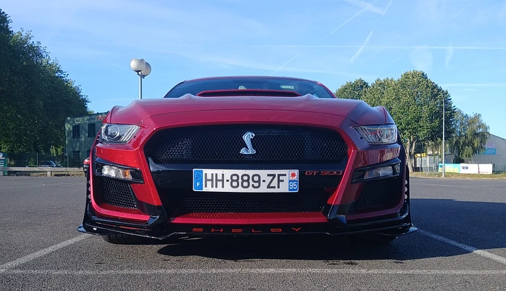 location-FORD-Vienne-en-Arthies-roadstr