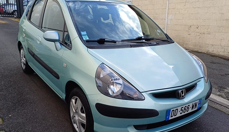 location-HONDA-Paris-roadstr
