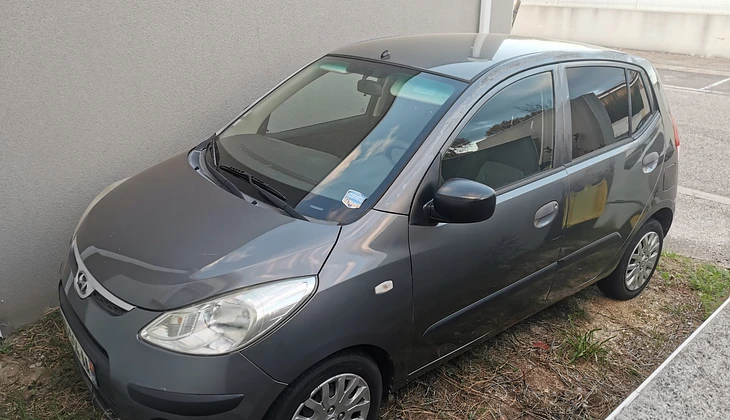 location-HYUNDAI-Villemolaque-roadstr