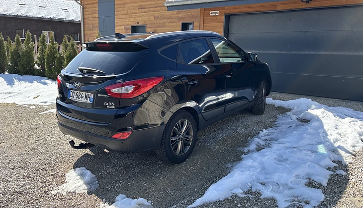 location-HYUNDAI-Morbier-roadstr