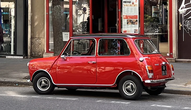 location-INNOCENTI-Paris-roadstr