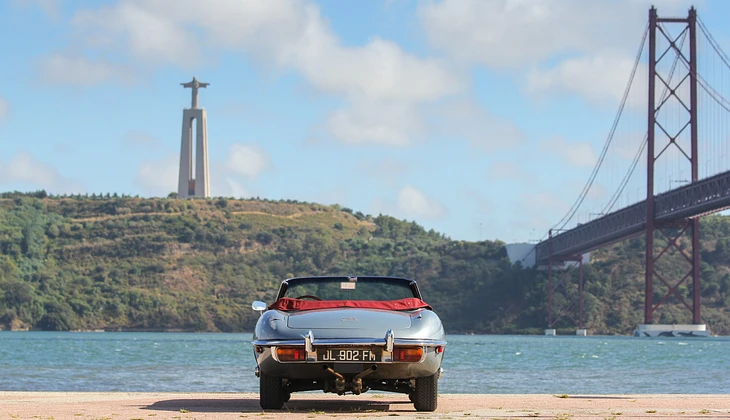 location-JAGUAR-Nice-roadstr