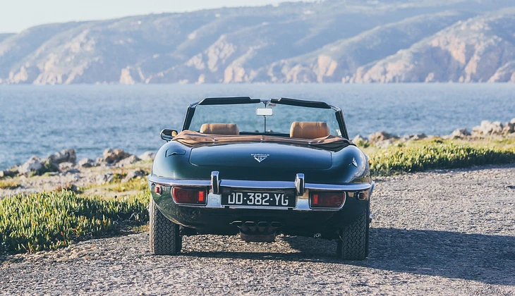 location-JAGUAR-Nice-roadstr