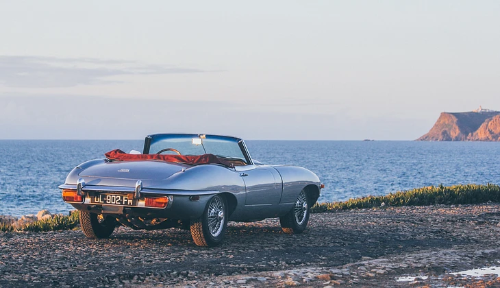 location-JAGUAR-Nice-roadstr
