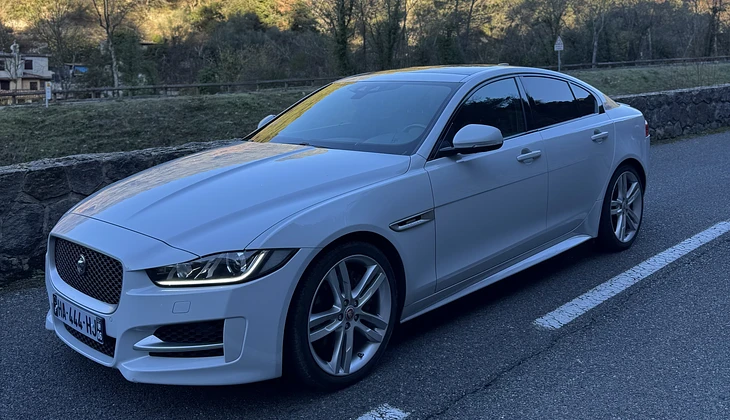 location-JAGUAR-La Trinité-roadstr