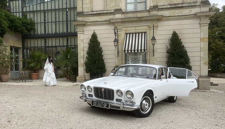 location-JAGUAR-Amboise-roadstr