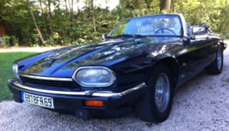 location-JAGUAR-Vaulx-en-Velin-roadstr