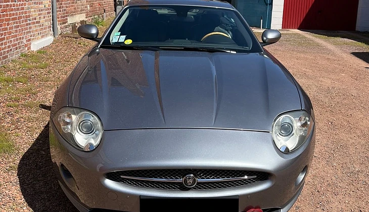 location-JAGUAR-Charenton-le-Pont-roadstr