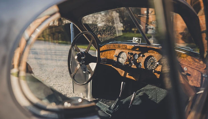 location-JAGUAR-Paris-roadstr
