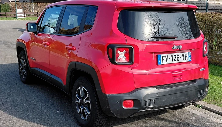 location-JEEP-Pessac-roadstr