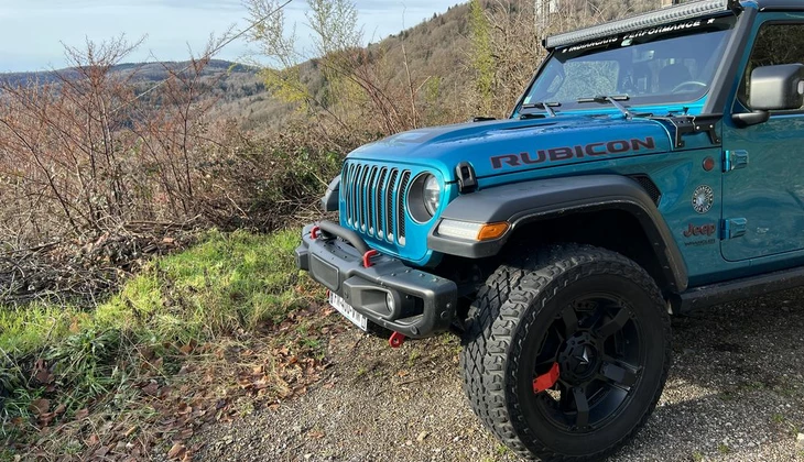 location-JEEP-Wissous-roadstr