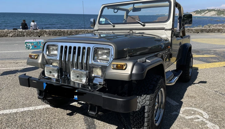 location-JEEP-Biarritz-roadstr