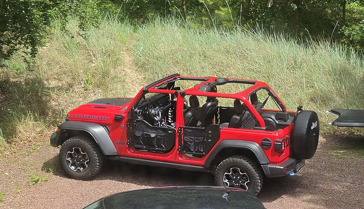 location-JEEP-La Madeleine-roadstr