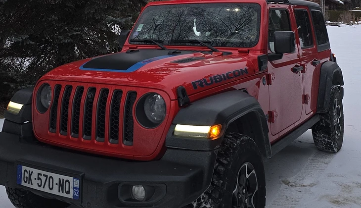 location-JEEP-La Madeleine-roadstr
