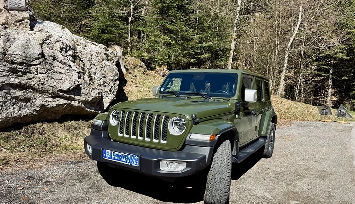 location-JEEP-Thonon-les-Bains-roadstr