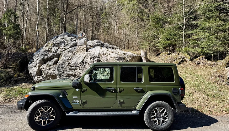 location-JEEP-Thonon-les-Bains-roadstr
