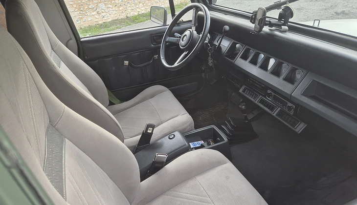 location-JEEP-Castetner-roadstr