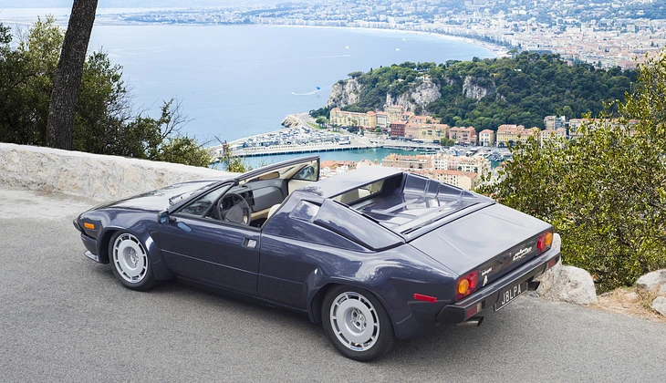 location-LAMBORGHINI-Nice-roadstr