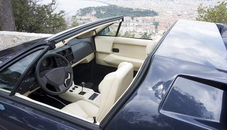 location-LAMBORGHINI-Nice-roadstr