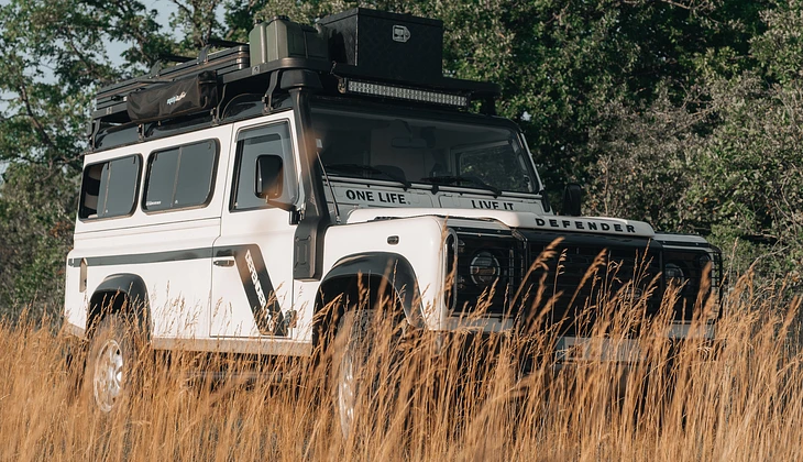 location-LAND ROVER-Beaune-roadstr