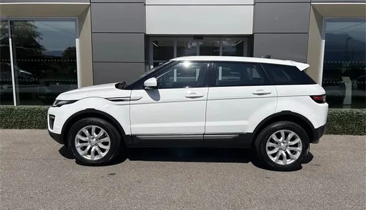 location-LAND ROVER-Aubervilliers-roadstr