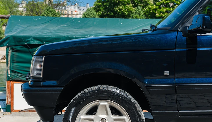 location-LAND ROVER-Paris-roadstr