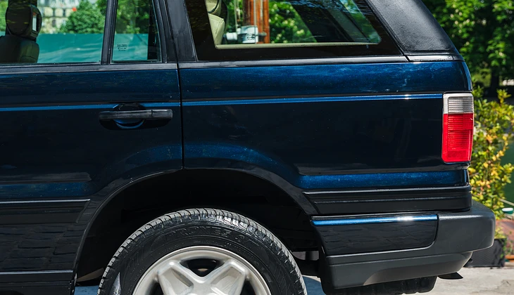 location-LAND ROVER-Paris-roadstr