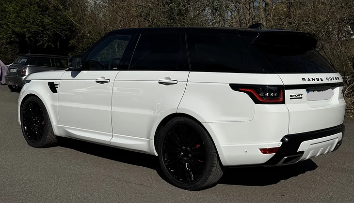 location-LAND ROVER-Courbevoie-roadstr