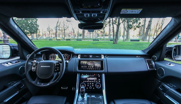 location-LAND ROVER-Paris-roadstr