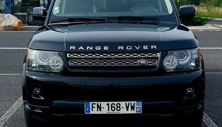 location-LAND ROVER-Thuir-roadstr