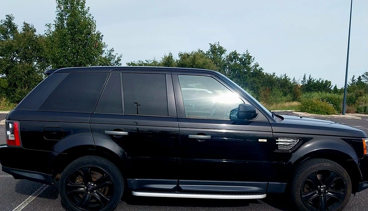 location-LAND ROVER-Thuir-roadstr