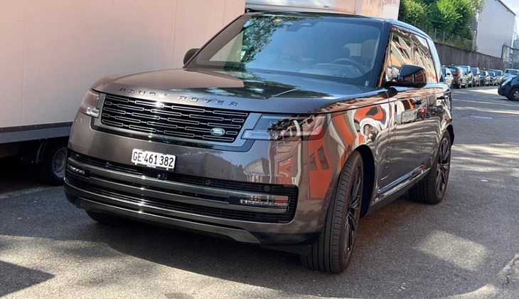 location-LAND ROVER-Collonges-sous-Salève-roadstr