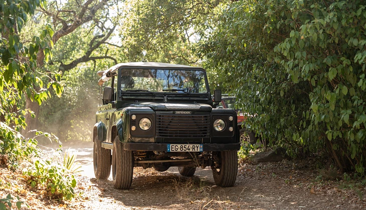 location-LAND ROVER-Aubagne-roadstr
