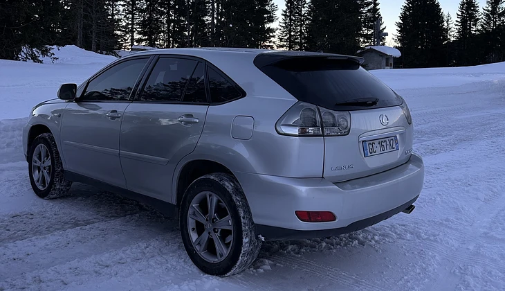 location-LEXUS-Vitrolles-roadstr