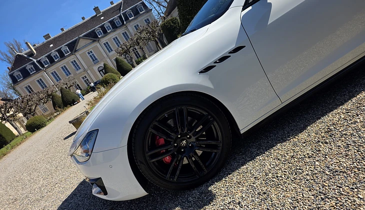 location-MASERATI-Montbrison-roadstr