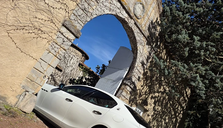 location-MASERATI-Montbrison-roadstr