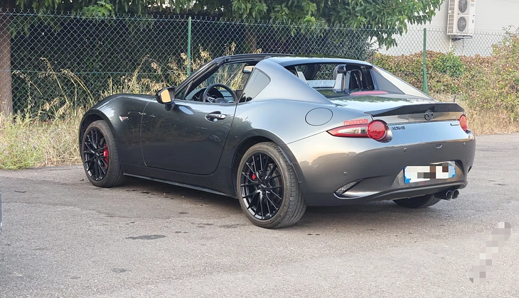 location-MAZDA-Saint-Hippolyte-du-Fort-roadstr