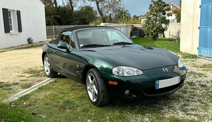 location-MAZDA-Saint-Malo-roadstr