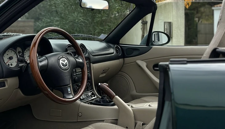 location-MAZDA-Saint-Malo-roadstr