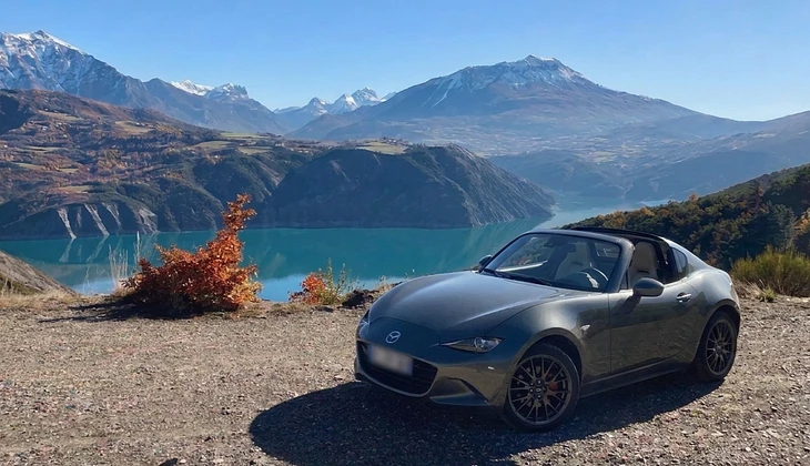 location-MAZDA-Trèves-roadstr